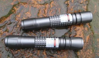 激光筆非玩具，灼傷兒童眼難愈——從上海熱線報道看兒童用眼安全警鐘